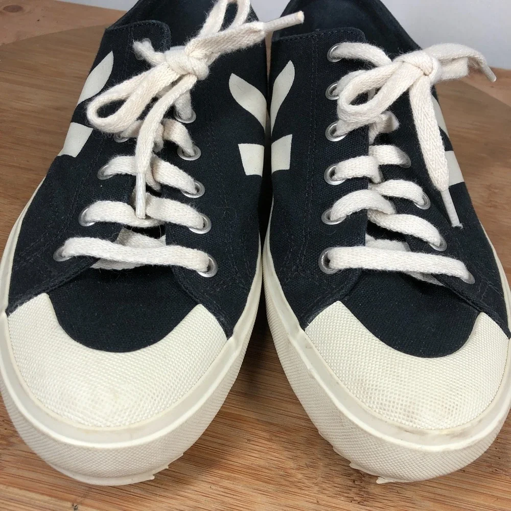 veja nova womens size 8 shoes black canvas comfort walking casual sneakers